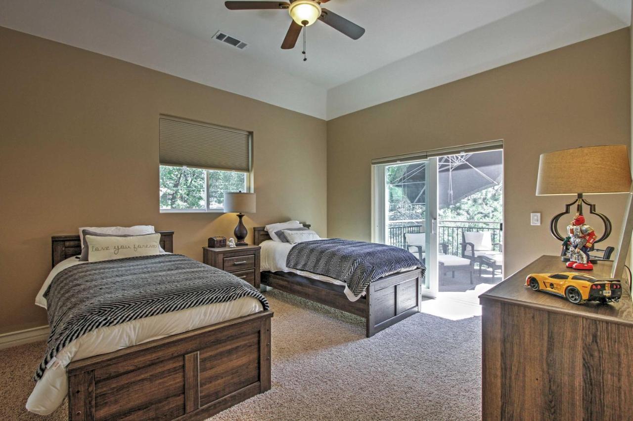 Roomy Home With Deck, 5 Mi To Lake Arrowhead Village Esterno foto
